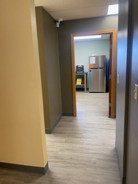 More Photos Of 3224 6th Ave NE, Rochester Office For Lease