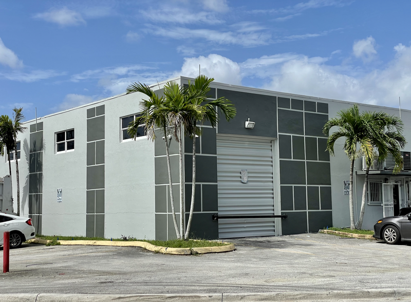 Primary Photo Of 7800-7840 W 2nd Ct, Hialeah Warehouse For Lease