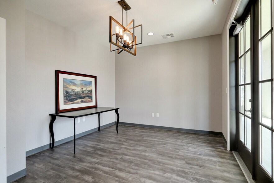 More Photos Of 800 Bonaventure Way, Sugar Land Medical For Sale