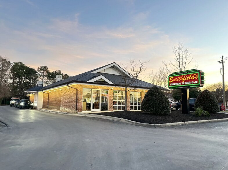 More Photos Of 2507 Dr M L King Jr Blvd, New Bern Freestanding For Lease