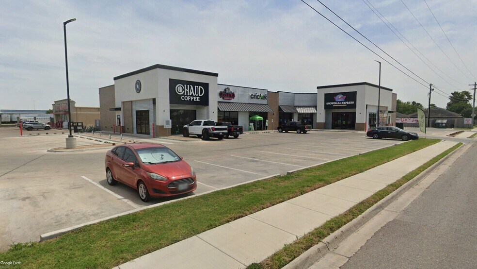 More Photos Of 2800 E. Military Hwy, Hidalgo General Retail For Lease
