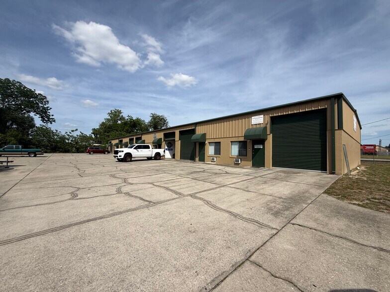 Primary Photo Of 3965 SE 45th Ct, Ocala Warehouse For Lease