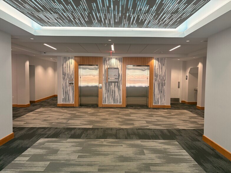 More Photos Of 101 SW Cary Pky, Cary Medical For Lease