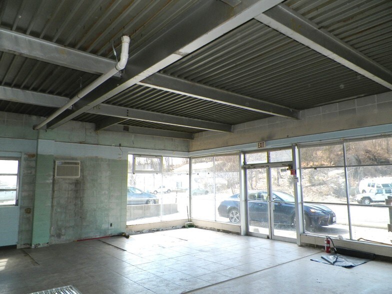 More Photos Of 555 Atwood Ave, Cranston Unknown For Sale