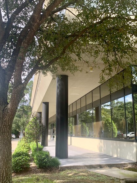 More Photos Of 8500 Cypresswood Dr, Spring Office For Sale