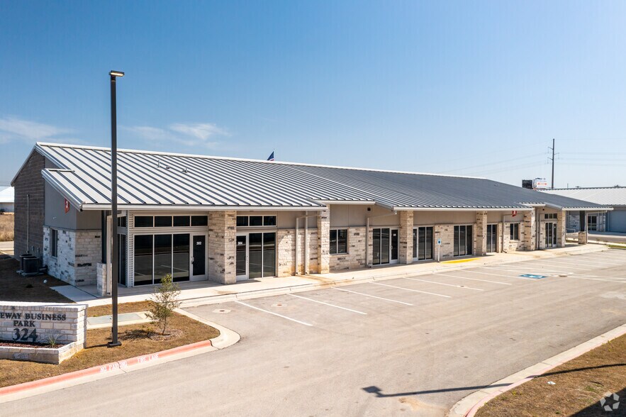 More Photos Of 324 Riverwalk Dr, San Marcos Unknown For Lease