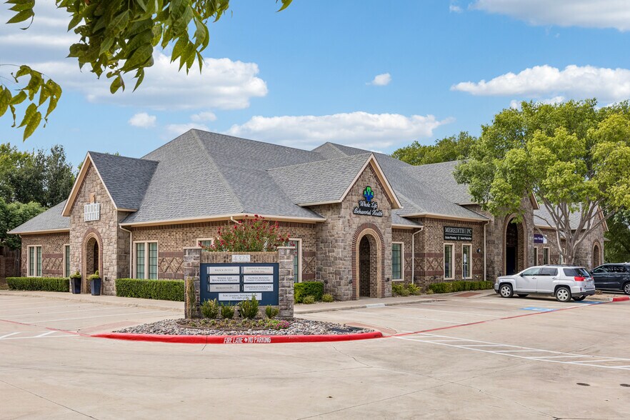 Primary Photo Of 4325 Windsor Centre Trl, Flower Mound Medical For Lease