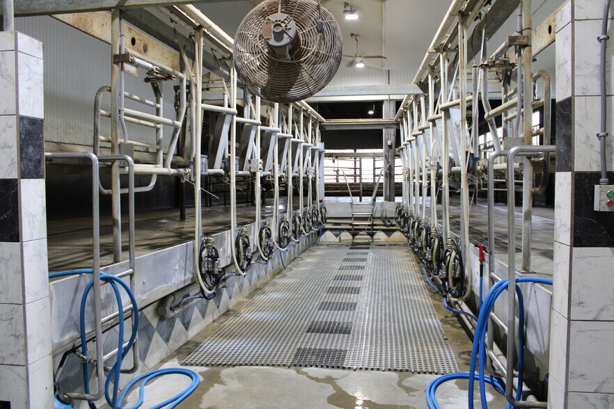 More Photos Of 4809 Back Enderby Rd, Armstrong Land For Sale