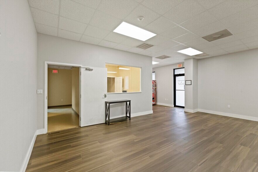 More Photos Of 1851 St Mary Ave, Pensacola Medical For Lease