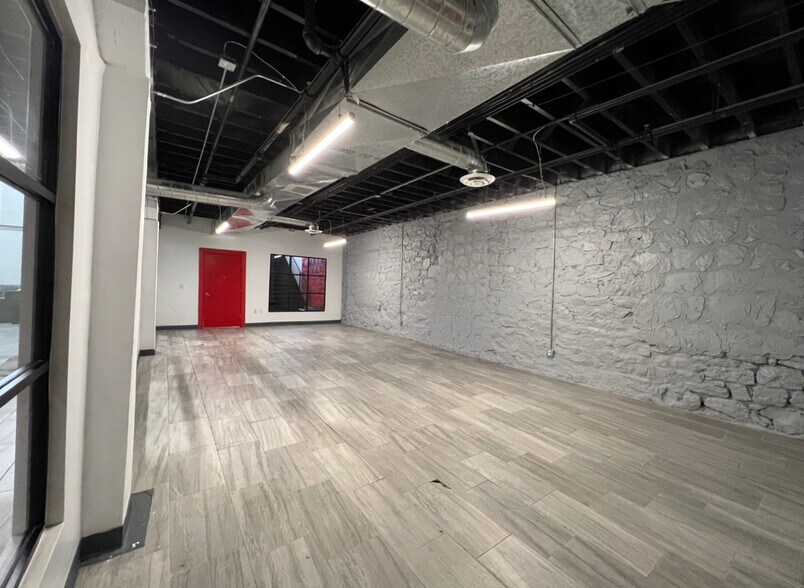 More Photos Of 522 W San Francisco Ave, El Paso Coworking Space