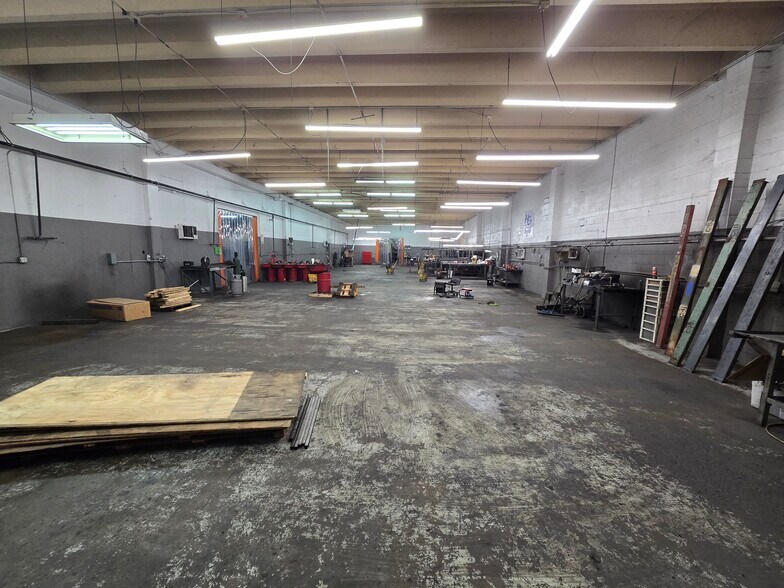 More Photos Of 554 Adams Ave, Memphis Warehouse For Lease