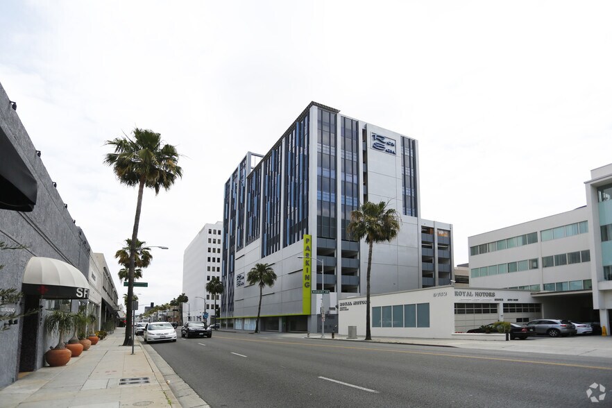 Primary Photo Of 465 N Roxbury Dr, Beverly Hills Medical For Lease