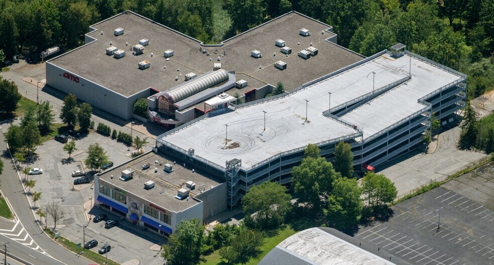 More Photos Of 143 Rt-10, East Hanover Unknown For Lease