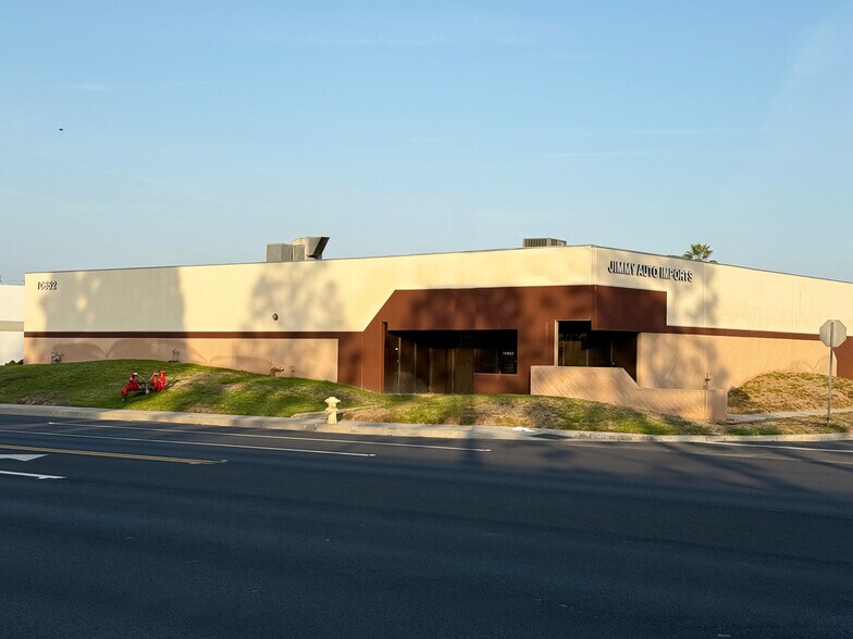 More Photos Of 10652 Walker St, Cypress Warehouse For Sale