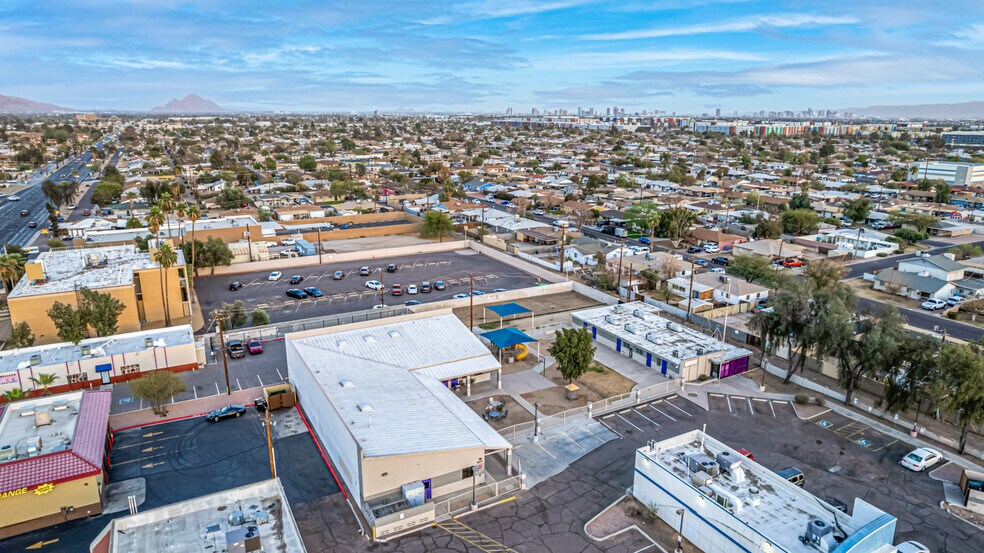 More Photos Of 5827 N 35th Ave, Phoenix Schools For Sale