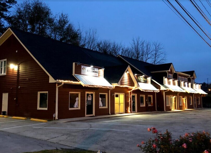More Photos Of 2800 Holly Springs Pky, Holly Springs General Retail For Lease