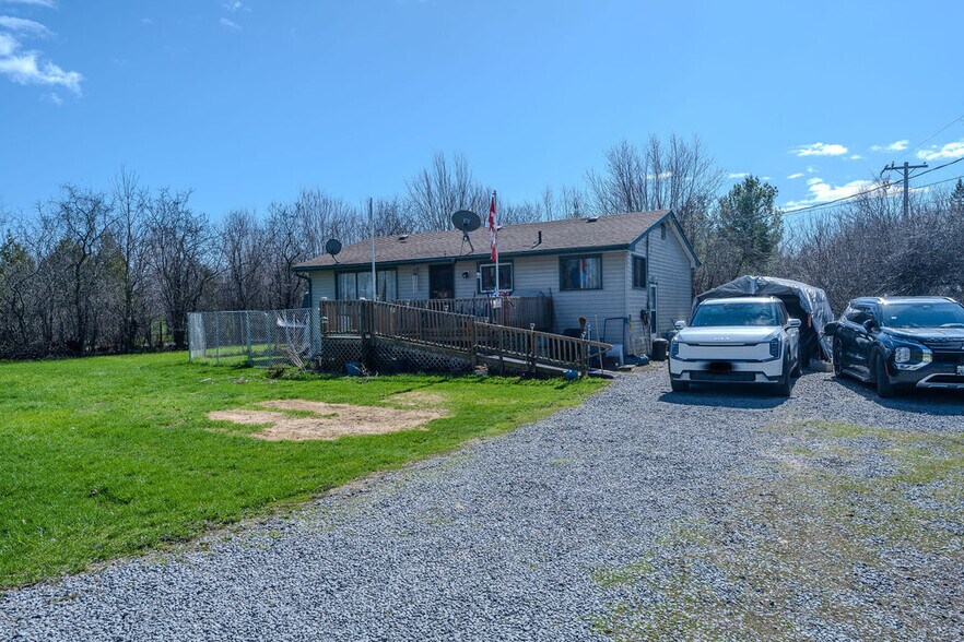 More Photos Of 181 Melville Rd, Consecon Trailer Camper Park For Sale