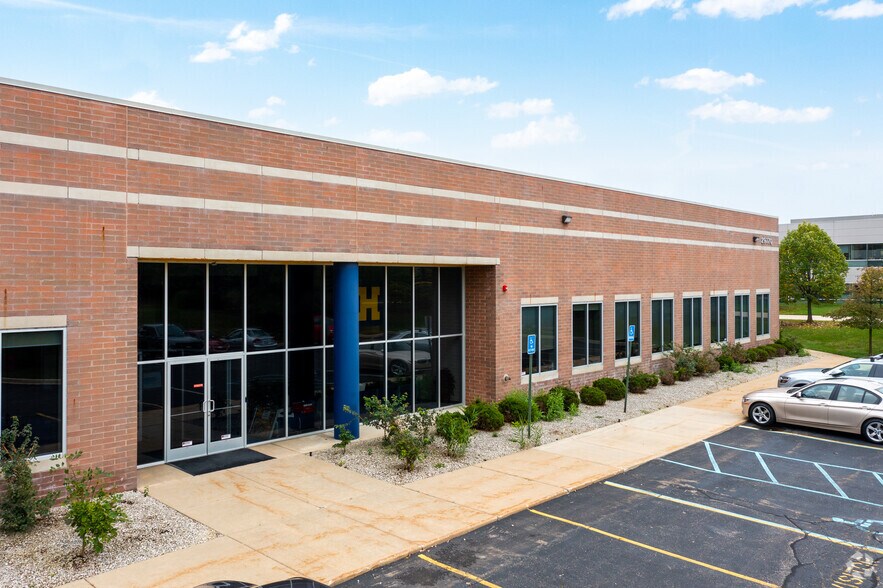More Photos Of 29770 Hudson Dr, Novi Research And Development For Sale