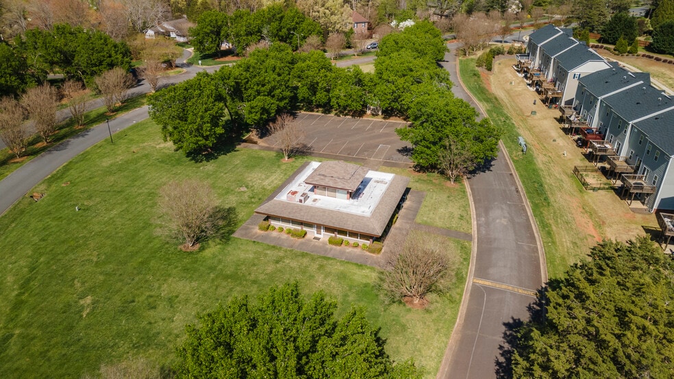 More Photos Of 130 Heritage Blvd, Fort Mill Religious Facility For Sale