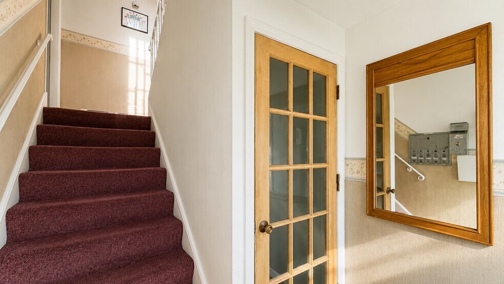 More Photos Of 8047 W Foster Ln, Niles Apartments For Sale