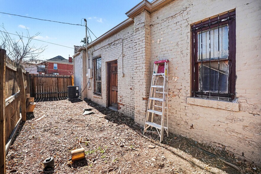 More Photos Of 2900 N Josephine St, Denver Specialty For Sale