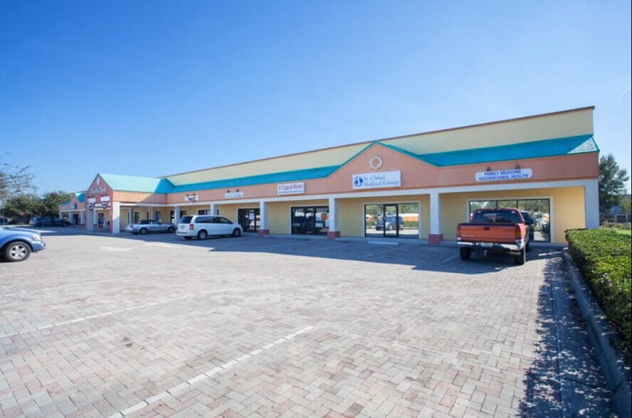 More Photos Of 1700 E Irlo Bronson Memorial Hwy, Saint Cloud Storefront For Lease