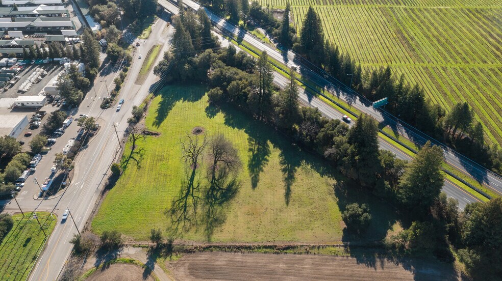 More Photos Of 13255 Healdsburg Ave, Healdsburg Land For Sale
