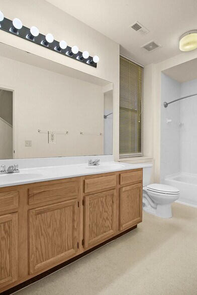 More Photos Of 2211 Menard St, Saint Louis Apartments For Sale