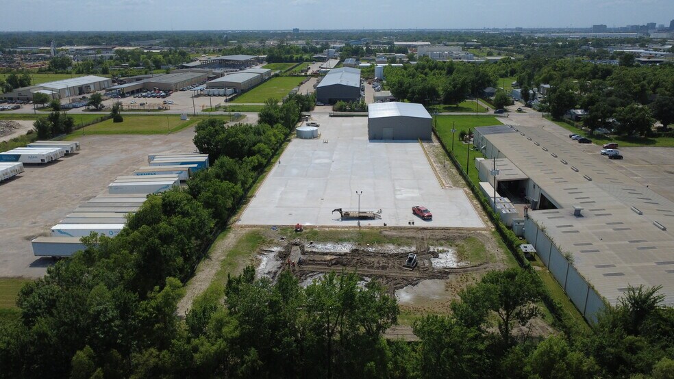 More Photos Of 14508 Reeveston Rd, Houston Land For Lease