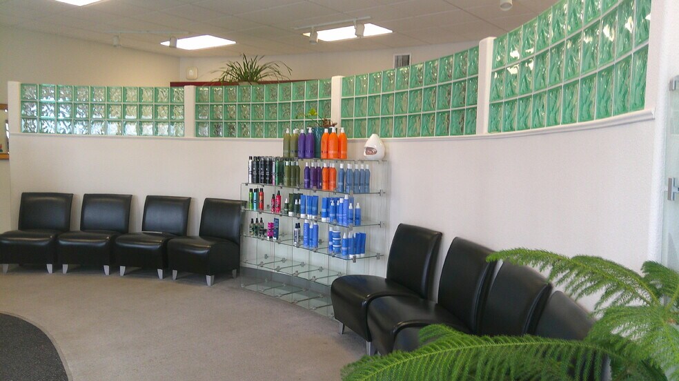 More Photos Of 424 4th St, Fairbanks General Retail For Sale