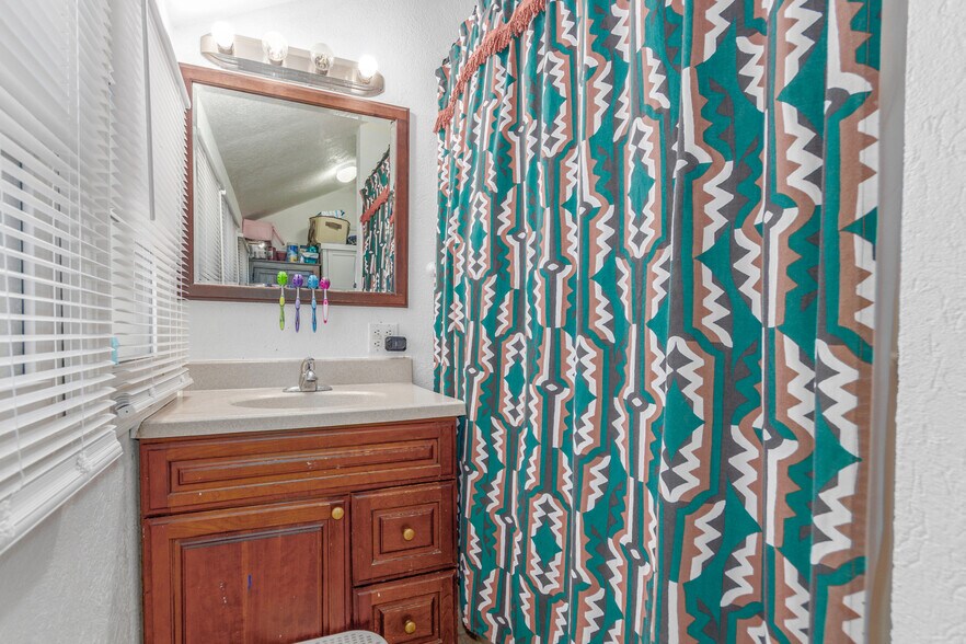 More Photos Of 310 S 2nd Ave, Brighton Apartments For Sale