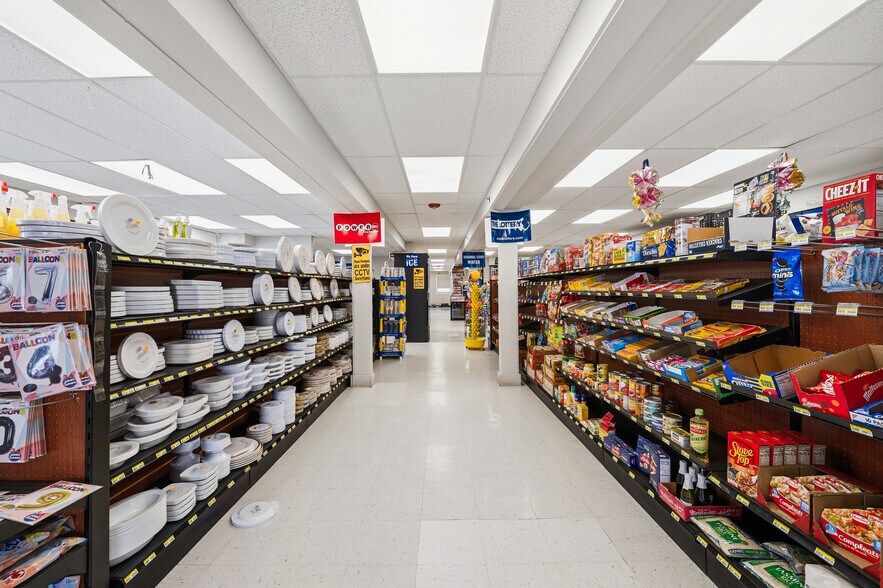 More Photos Of 47 Chelmsford St, Chelmsford Storefront Retail Residential For Sale