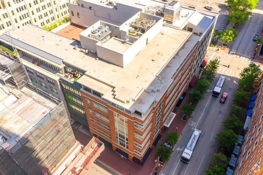 More Photos Of 407 Throckmorton St, Fort Worth Office For Lease