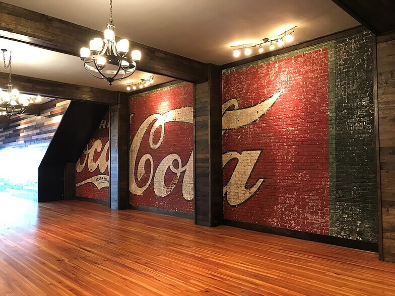 More Photos Of 206 Main St, Greenwood Storefront For Sale