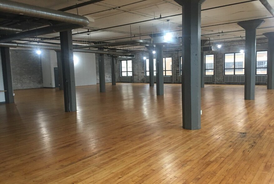 More Photos Of 235-239 Holliday St, Baltimore Office For Sale