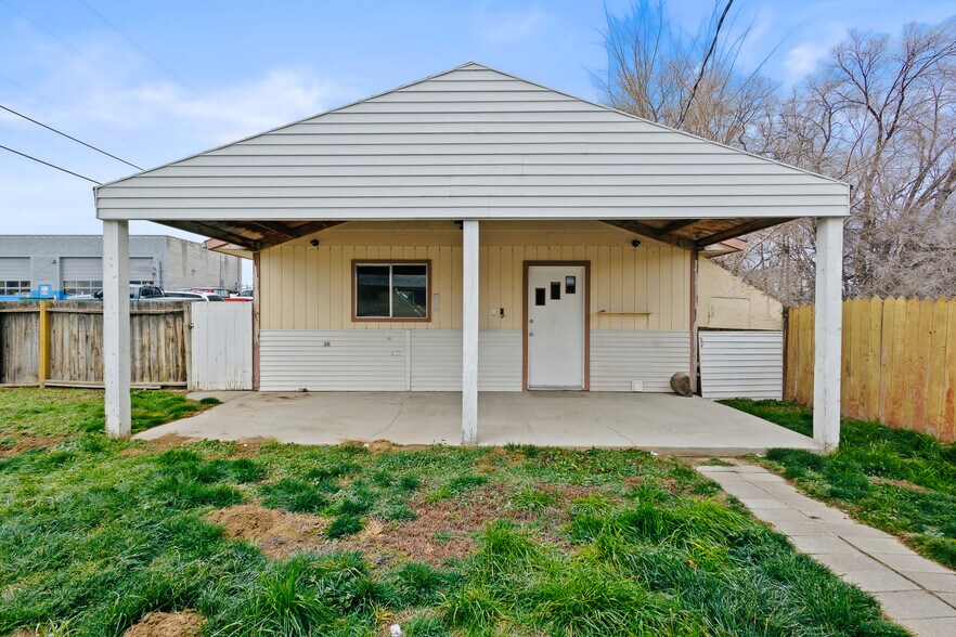 More Photos Of 111 E 10th Ave, Selah Land For Sale