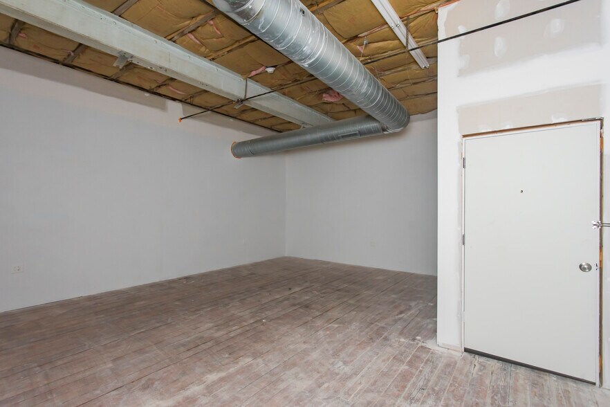More Photos Of 3130 Belgrade St, Philadelphia Warehouse For Lease