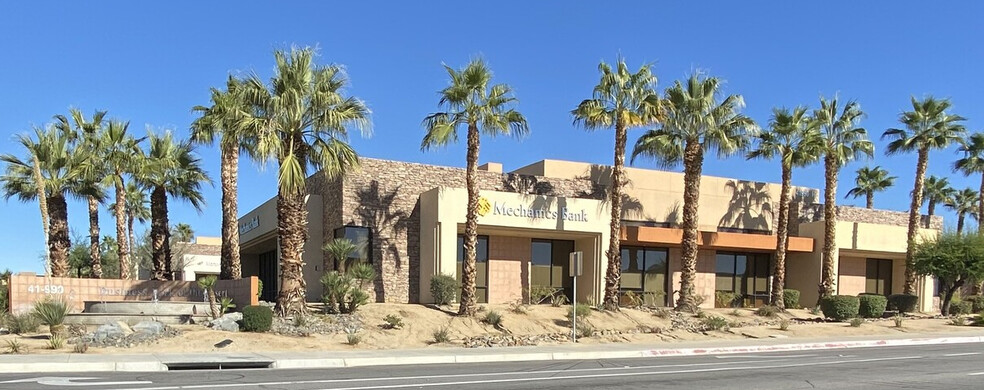 Primary Photo Of 41990 Cook St, Palm Desert Medical For Lease