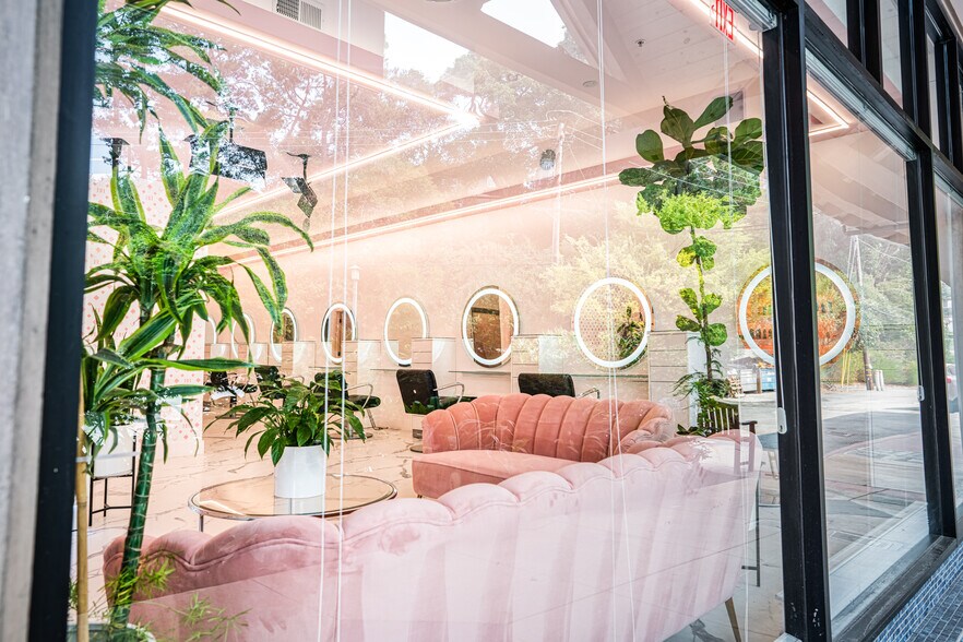 More Photos Of 230 De Anza Blvd, San Mateo General Retail For Lease