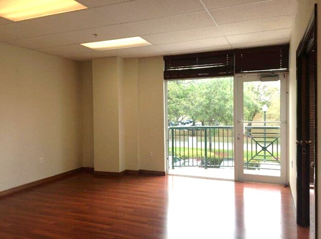 More Photos Of 5803 NW 151st St, Miami Lakes Office For Sale
