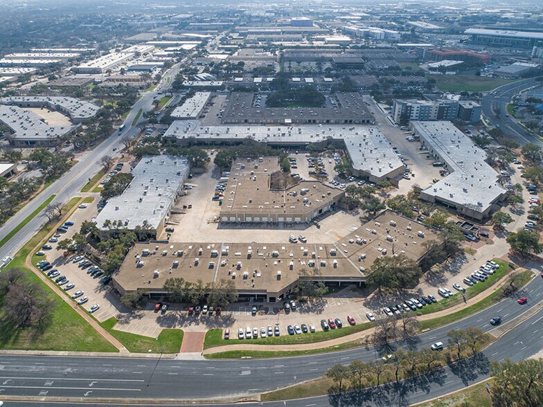 More Photos Of 2111 Braker Ln, Austin Unknown For Lease