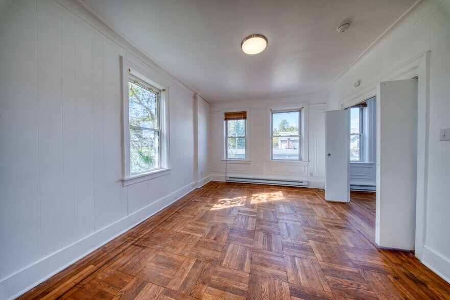 More Photos Of 9 Mongaup Rd, Hurleyville Apartments For Sale