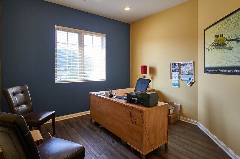 More Photos Of 5031 Forest Dr, New Albany Medical For Sale