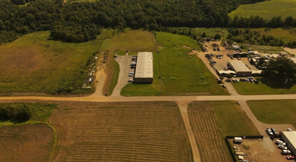 More Photos Of 298 Quality Dr, Byhalia Light Distribution For Lease