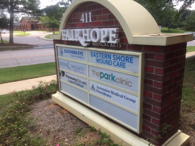 More Photos Of 411 N Section St, Fairhope Medical For Lease
