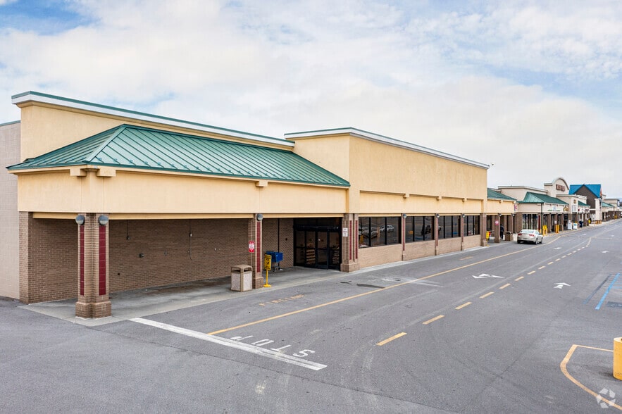 More Photos Of 130-190 Delco Plz, Winchester Unknown For Lease