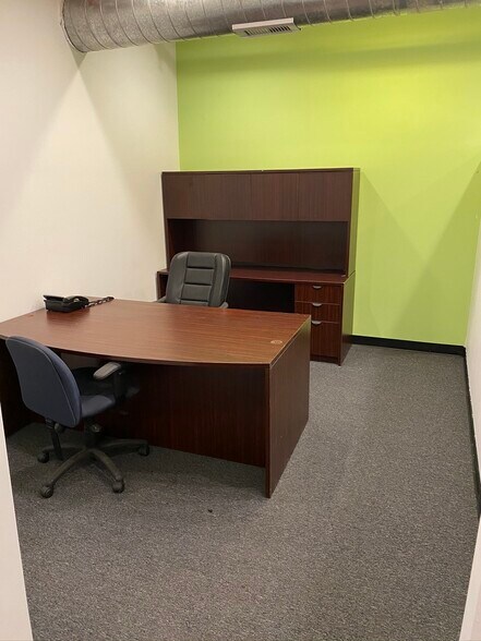 More Photos Of 1501 Iron St, North Kansas City Warehouse For Lease