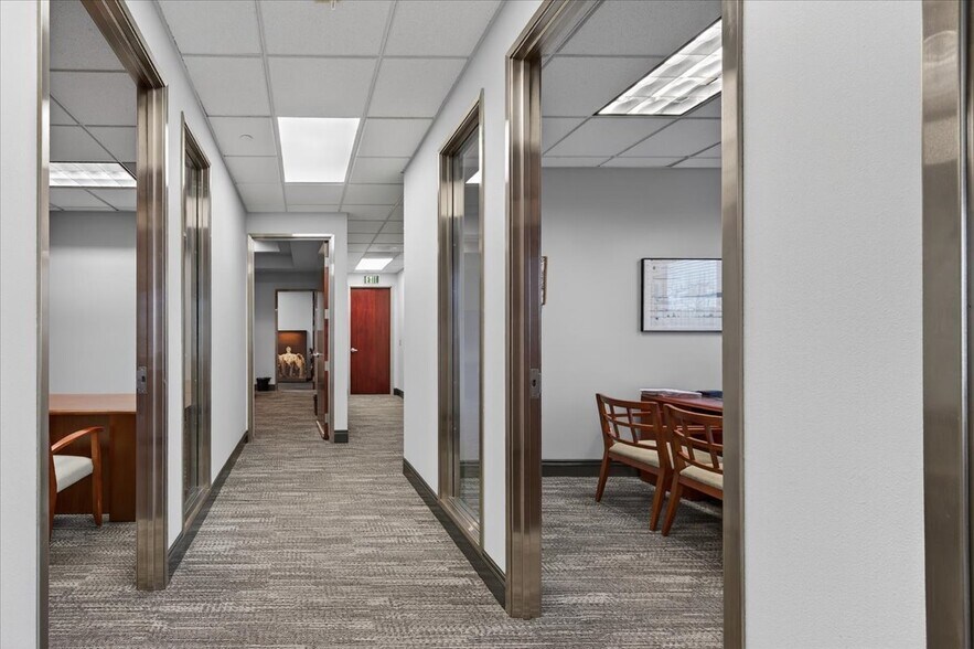 More Photos Of 7060 N Fresno St, Fresno Office For Lease