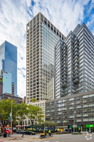 More Photos Of 1865 Broadway, New York Apartments For Lease