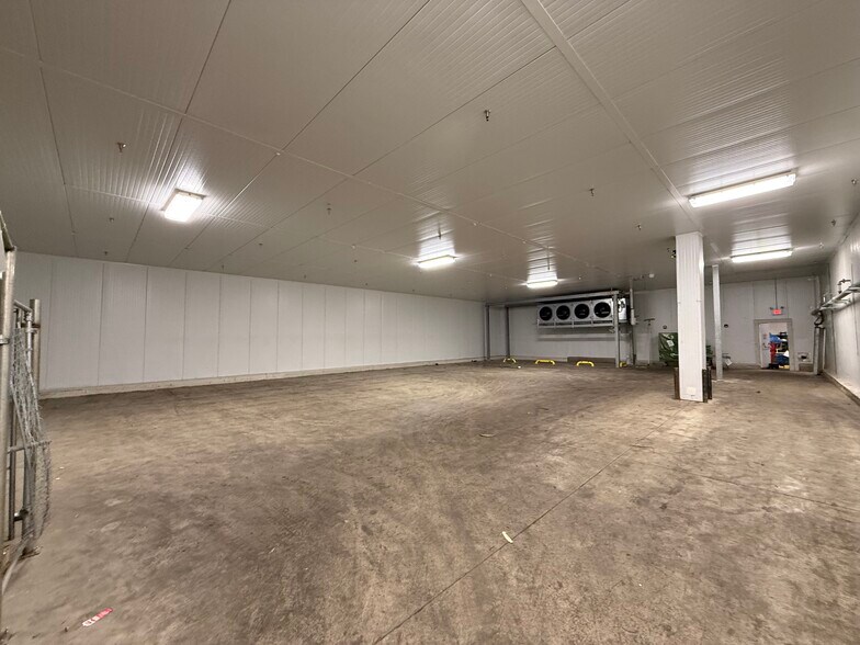 More Photos Of 4001 N American St, Philadelphia Warehouse For Lease